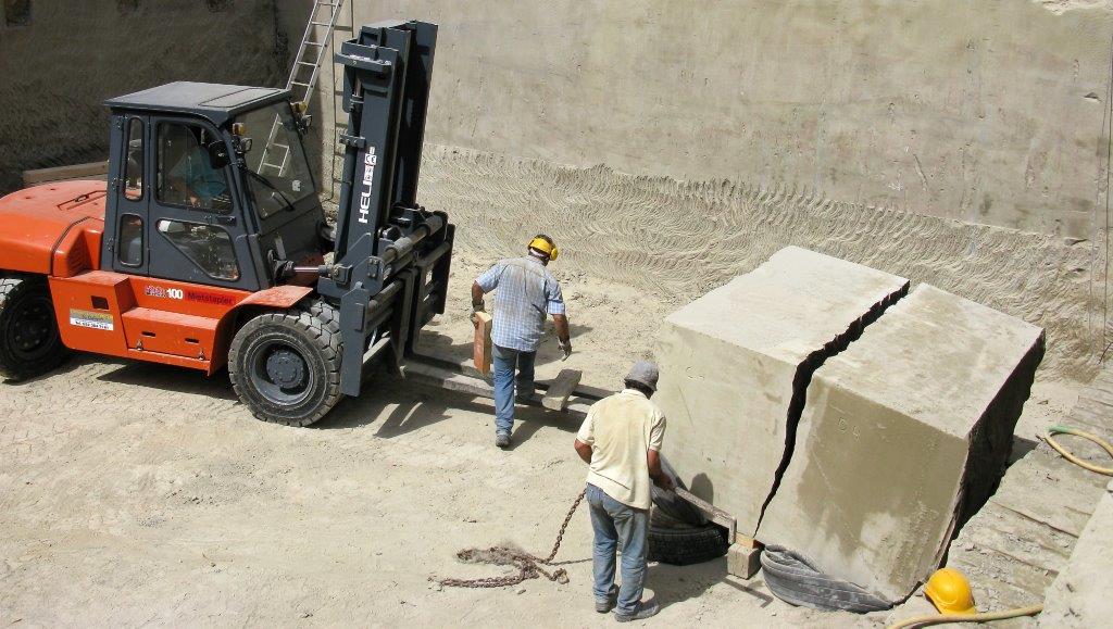 Manutention du bloc réduit pour transport et stockage